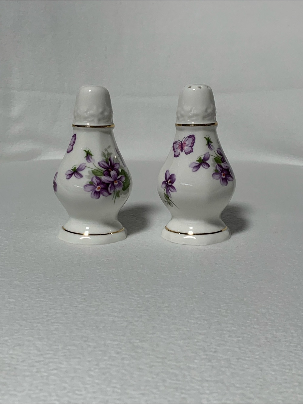 Aynsley Wild Violets Salt and Pepper Shaker Set with Purple Floral Accents